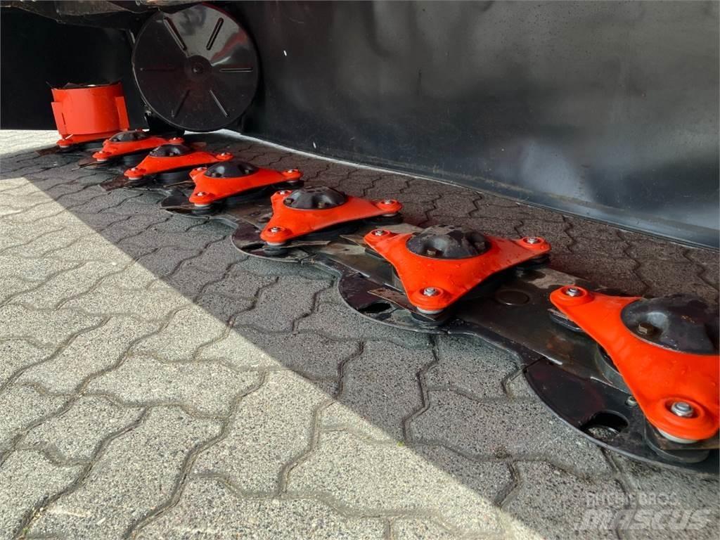 Kubota DM4032 Χορτοκοπτικά-διαμορφωτές
