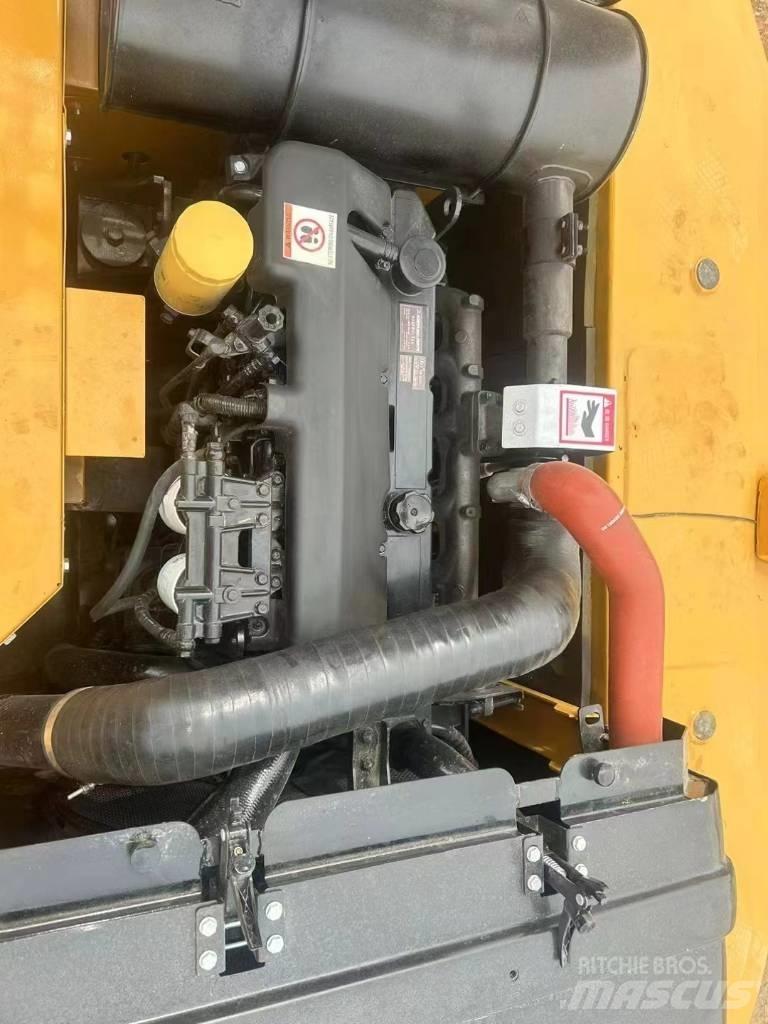 Sany SY 245 Εκσκαφείς με ερπύστριες