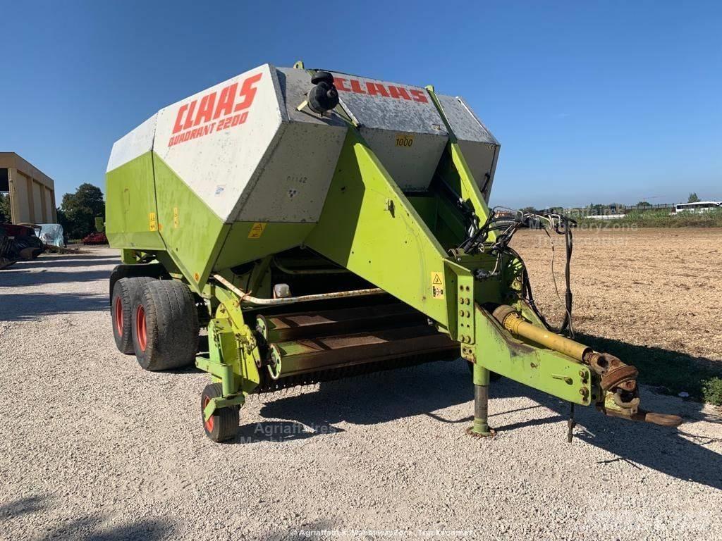 CLAAS Quadrant 2200 Πρέσες τετράγωνων δεμάτων