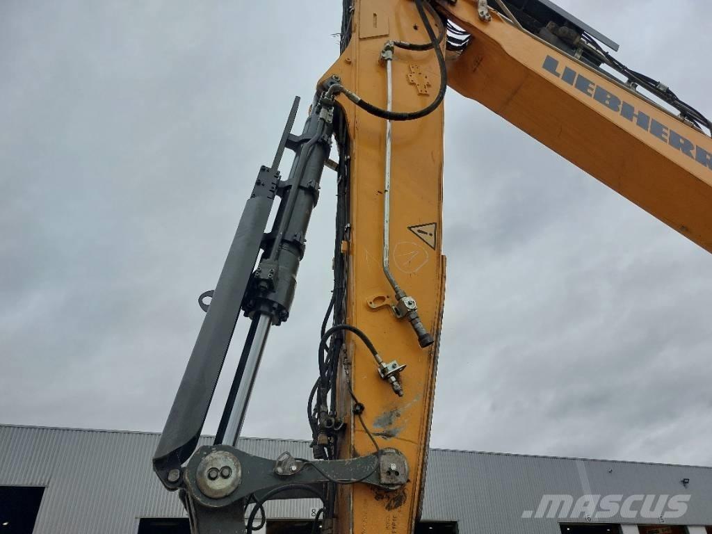 Liebherr R 936 LC Εκσκαφείς με ερπύστριες