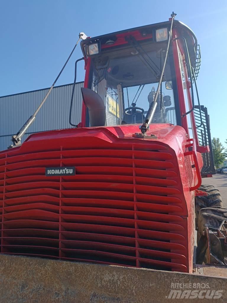 Komatsu KOMATSU 845 Μεταφορείς ξυλείας