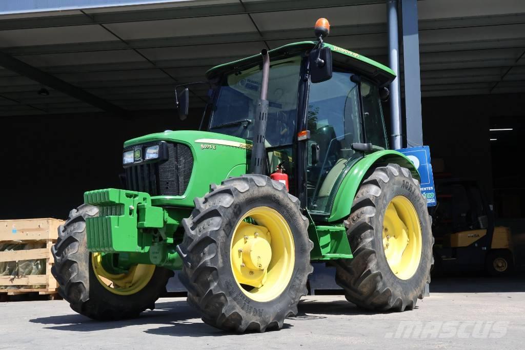 John Deere 5075 E Τρακτέρ