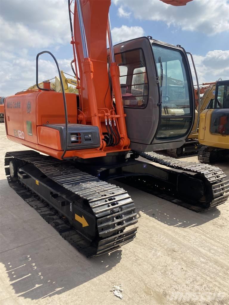 Hitachi EX120 Εκσκαφείς με ερπύστριες