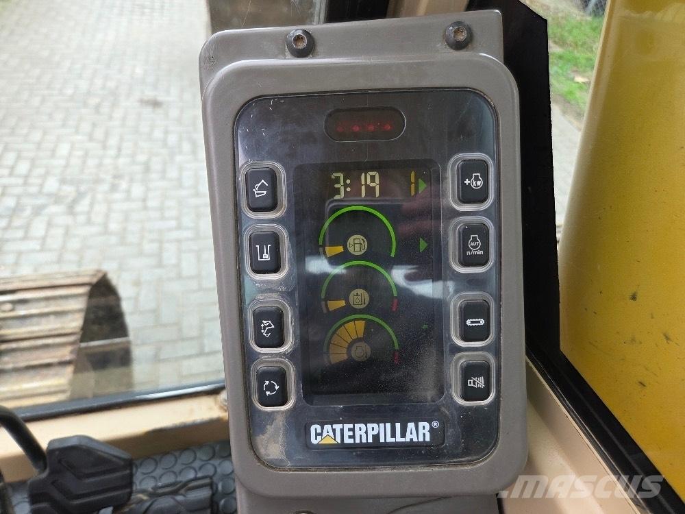 CAT 320BL Εκσκαφείς με ερπύστριες