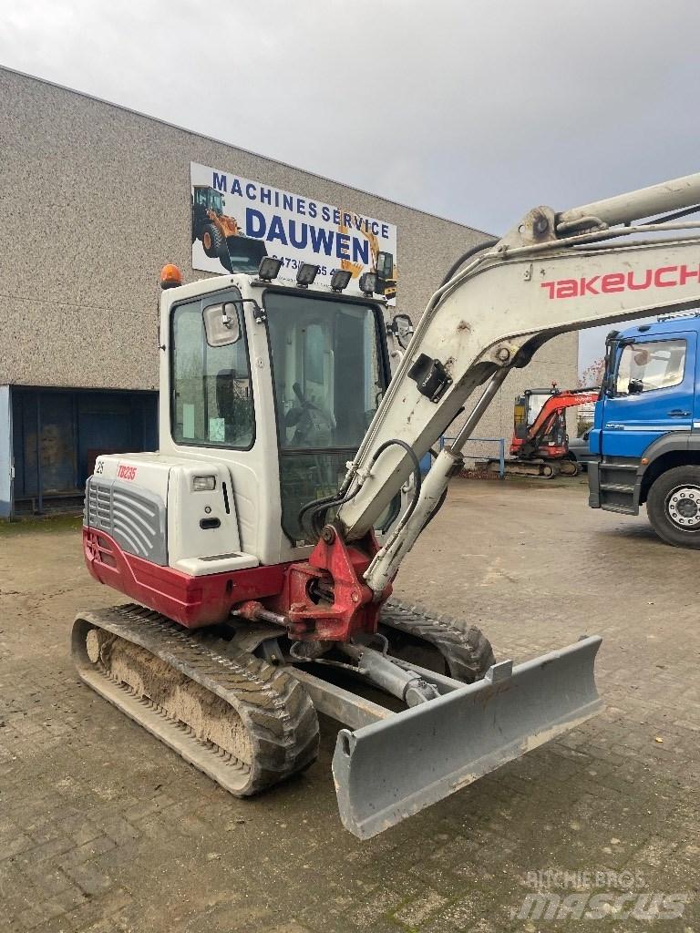 Takeuchi TB 235 Εκσκαφάκι (διαβολάκι) < 7t