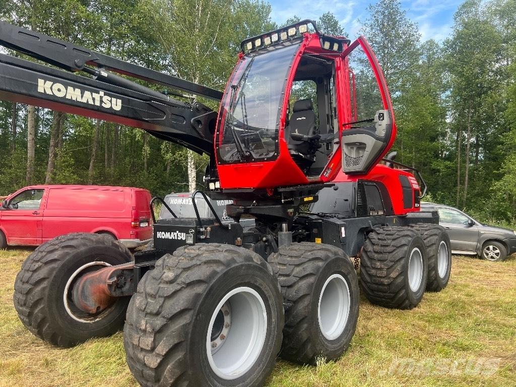 Komatsu 931 XC Θεριζοαλωνιστικές μηχανές
