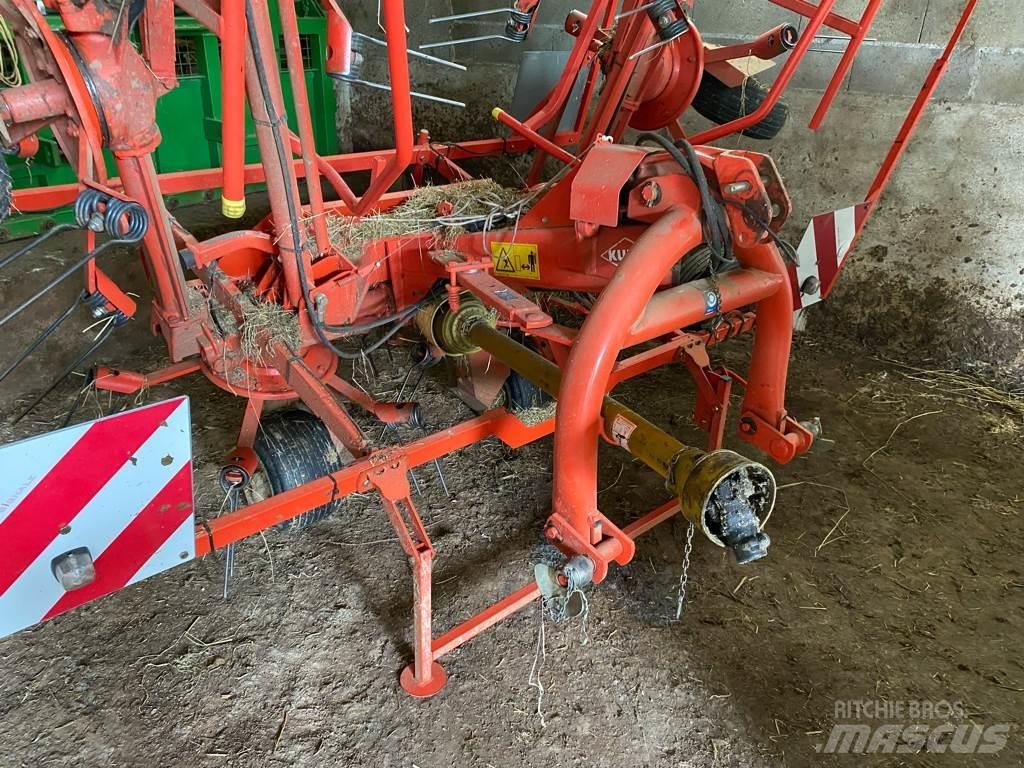Kuhn GF 7601 MHO Τσουγκράνες και χορτοξηραντικές μηχανές
