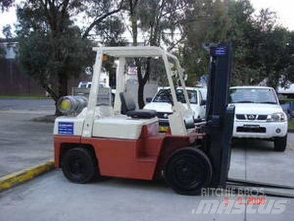 Nissan F03A35U Χειρισμός Υλικών - Άλλα