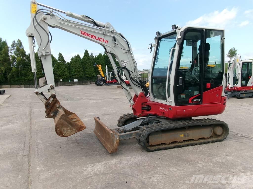 Takeuchi TB235-2 Εκσκαφάκι (διαβολάκι) < 7t