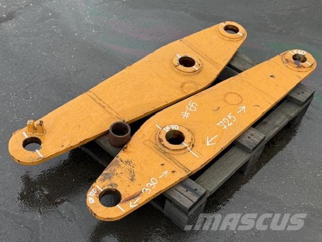 CNH BUCKET LINK Κουβάδες