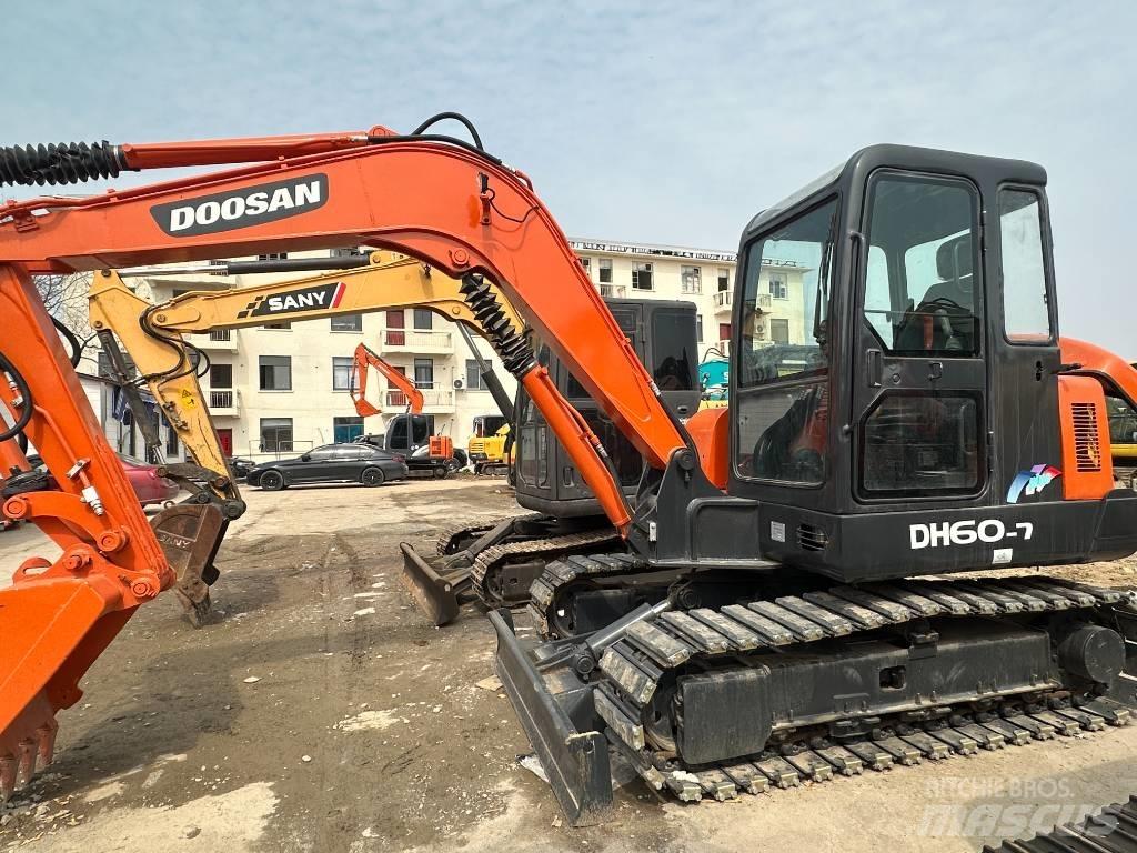 Doosan DH 60 Εκσκαφάκι (διαβολάκι) < 7t