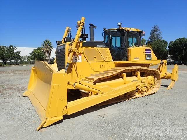 Komatsu D155AXi-8 Μπουλντόζες με ερπύστριες