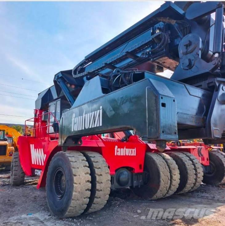 Fantuzzi CS 45 KM Γερανοί στοίβαξης εμπορευματοκιβωτίων