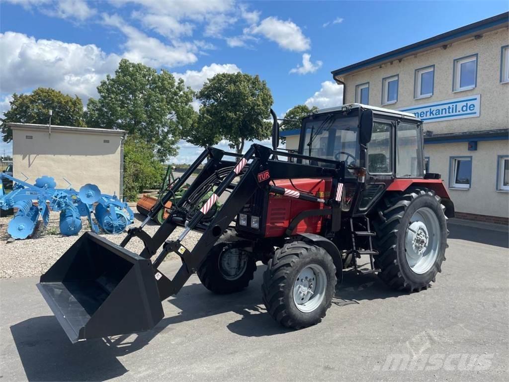 Belarus MTS 820 + FL Τρακτέρ