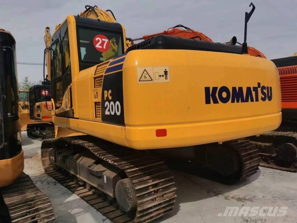 Komatsu PC 200-8 Εκσκαφείς με ερπύστριες