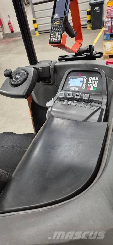 Toyota RRE140 Ανυψωτικά στενών δρόμων