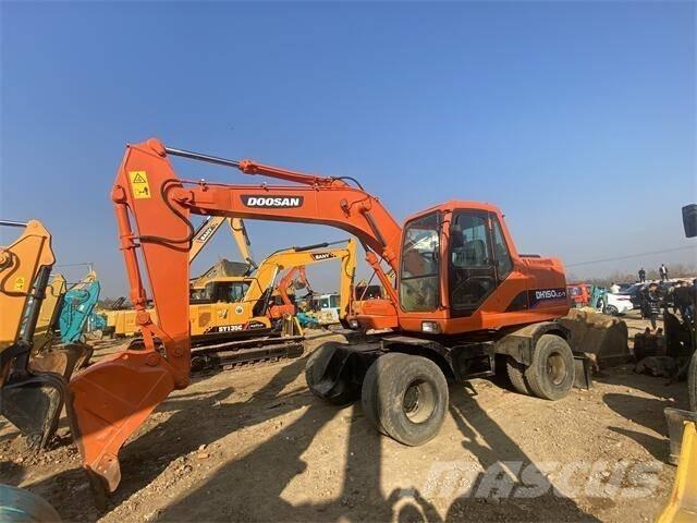 Doosan DH150LC-7 Εκσκαφείς με ερπύστριες
