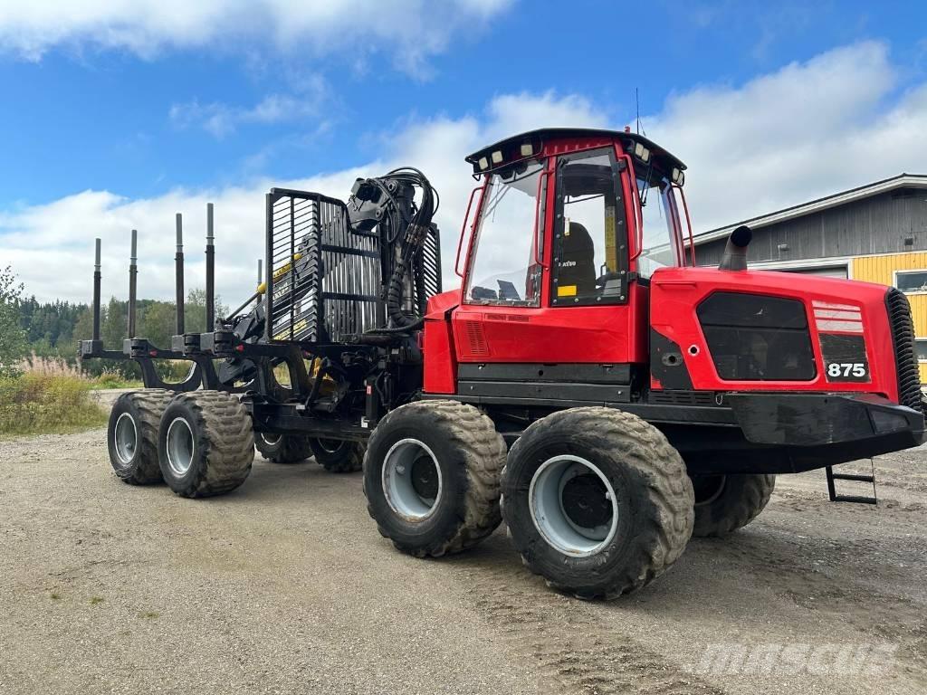 Komatsu 875 Μεταφορείς ξυλείας