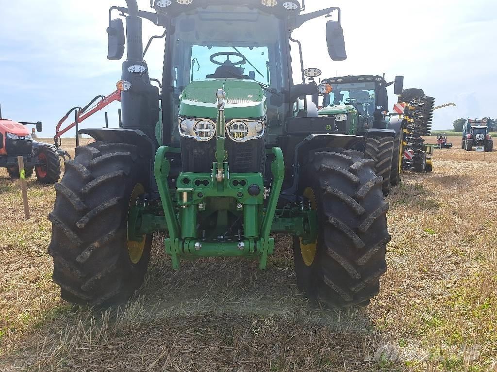 John Deere 6110M Τρακτέρ