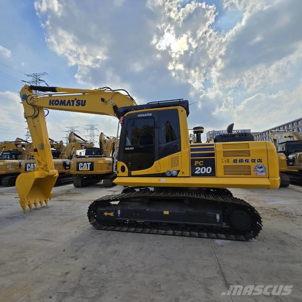 Komatsu PC 200-8 Εκσκαφείς με ερπύστριες