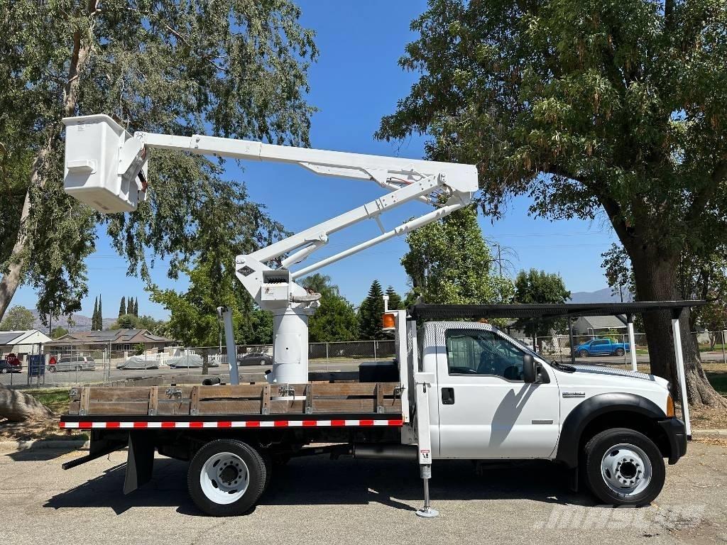 Ford F 550 Εναέριες πλατφόρμες τοποθετημένες σε φορτηγό