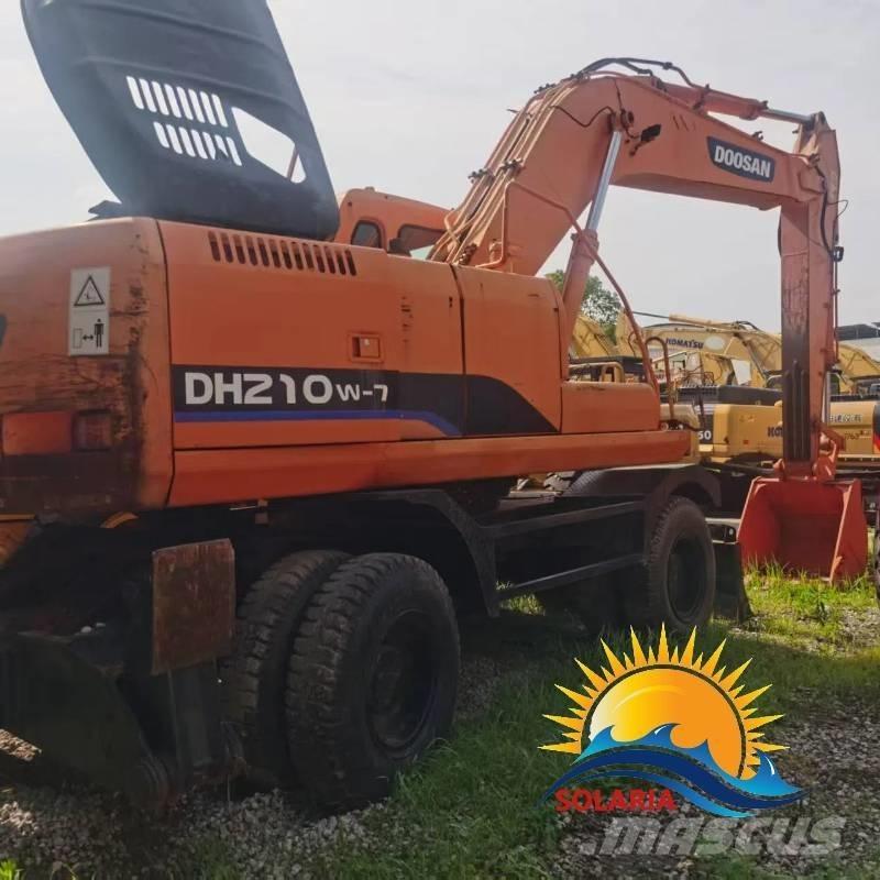 Doosan DH 210 W-7 Εκσκαφείς με τροχούς - λάστιχα