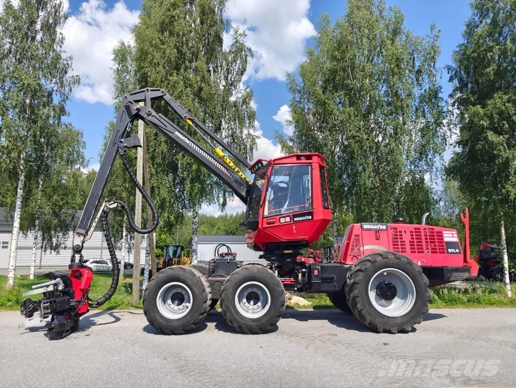 Komatsu 911.4 Θεριζοαλωνιστικές μηχανές