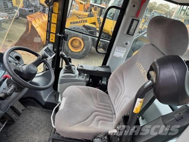 Hitachi ZW 250-6 Φορτωτές με λάστιχα (Τροχοφόροι)