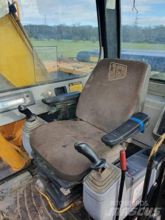 JCB JS 130 Εκσκαφείς με ερπύστριες