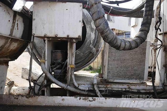 Titan IS26 Μηχανές πετρών σκυροδέματος