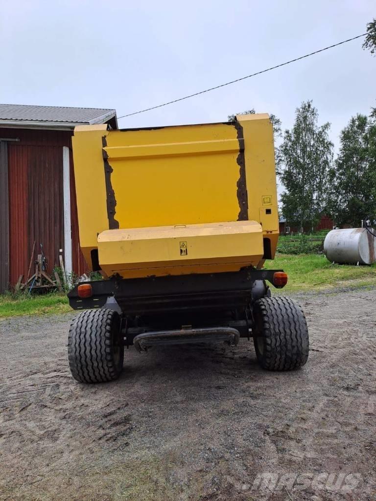 New Holland BR 7060 Πρέσες κυλινδρικών δεμάτων