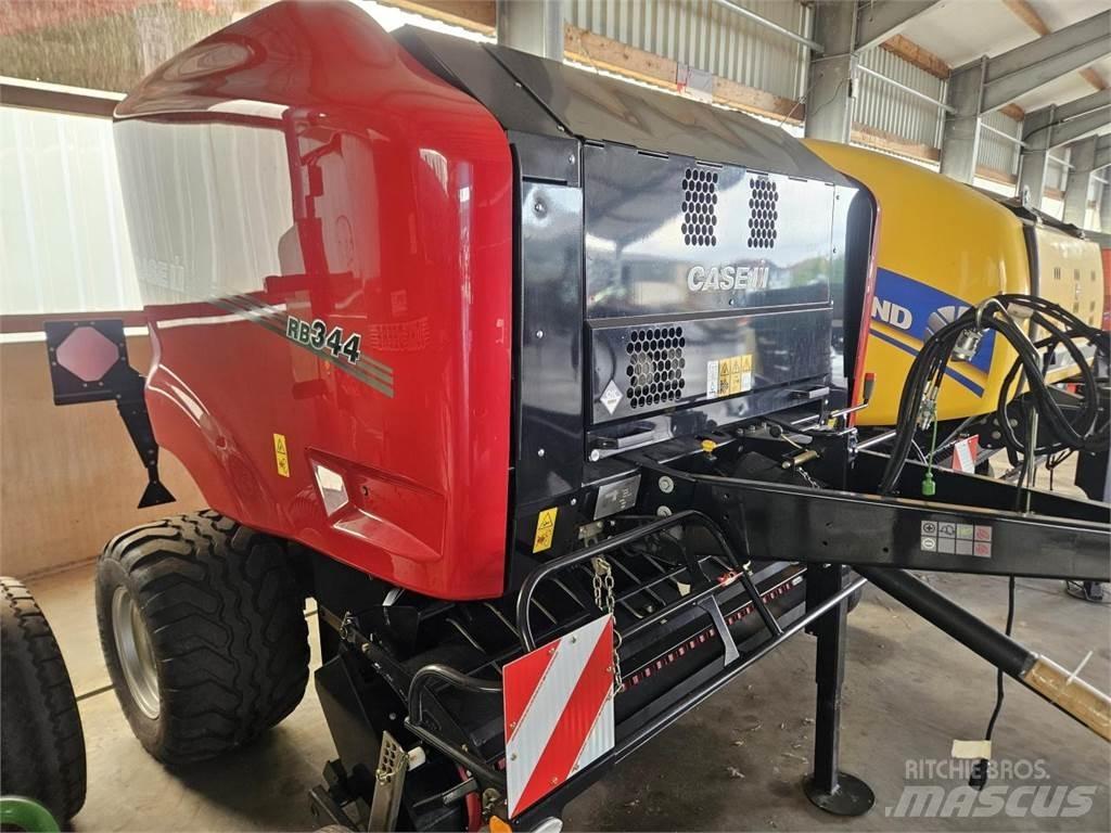 Case IH RB 344 RC Πρέσες κυλινδρικών δεμάτων