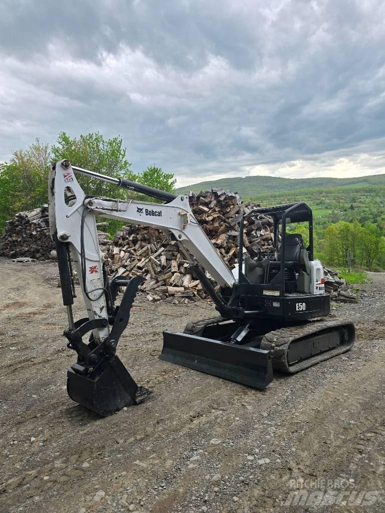 Bobcat E 50 Εκσκαφάκι (διαβολάκι) < 7t