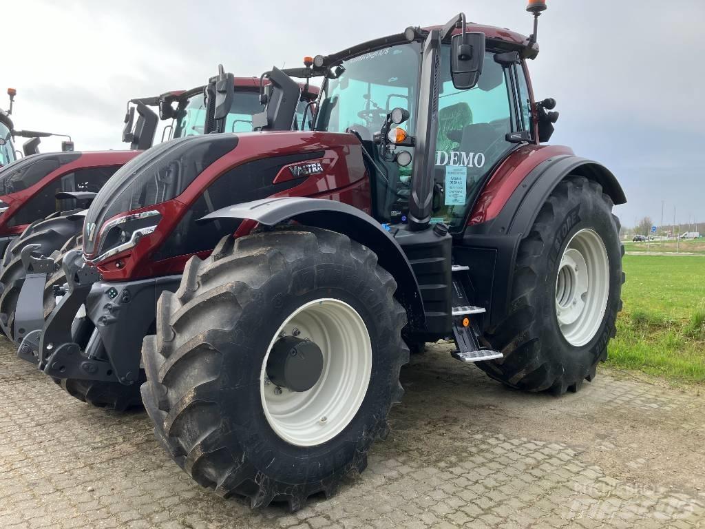 Valtra T225 Versu Τρακτέρ