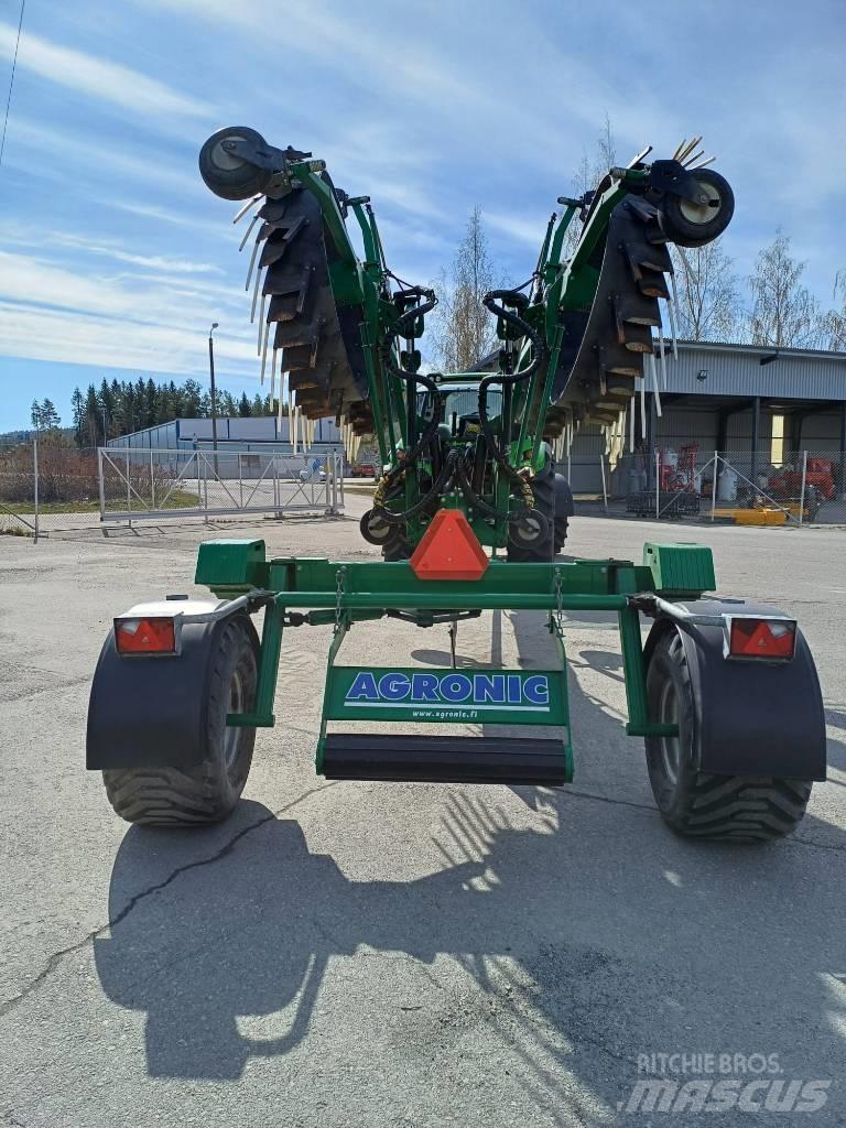 Agronic WRT 900 Αναμοχλευτήρες