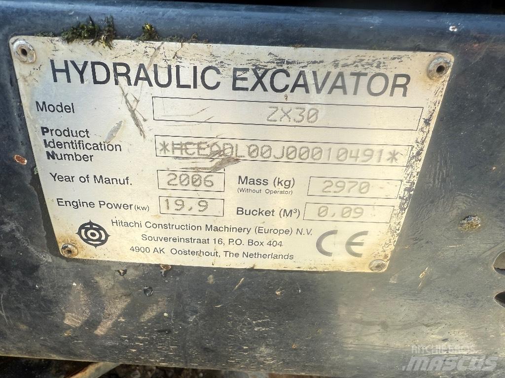 Hitachi ZX30 Εκσκαφάκι (διαβολάκι) < 7t