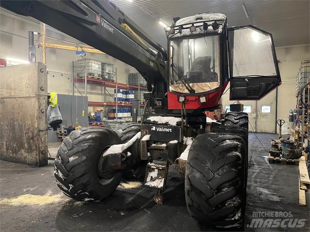 Valmet 911.3 Θεριζοαλωνιστικές μηχανές
