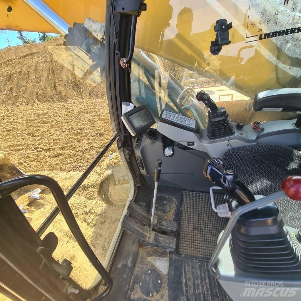 Liebherr R 936 LC Εκσκαφείς με ερπύστριες