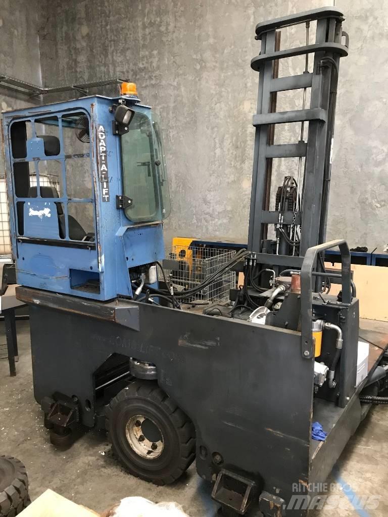 Combilift C 4000 Γερανοί πλευρικής φόρτωσης εμπορευματοκιβωτίων