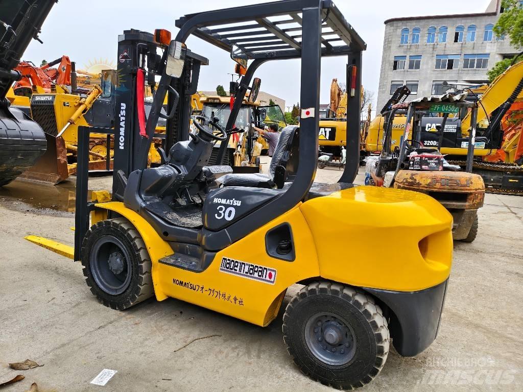 Komatsu FD 30 T-16 Πετρελαιοκίνητα Κλαρκ
