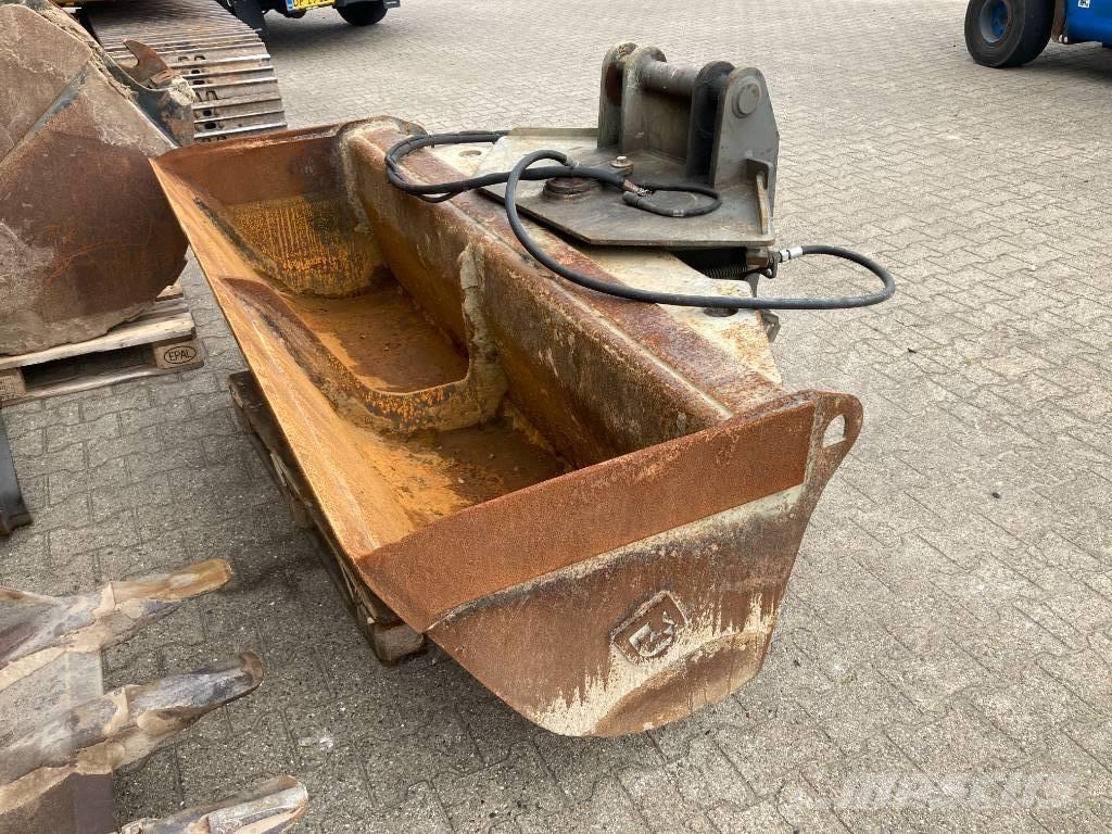 Komatsu PC 130-6K Εκσκαφείς με ερπύστριες