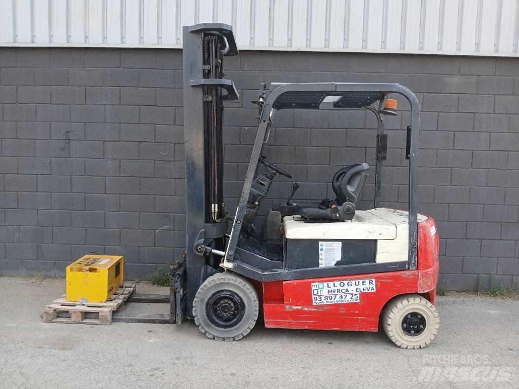 Nissan Q02 L 25 CU Ηλεκτρικά περονοφόρα ανυψωτικά κλαρκ