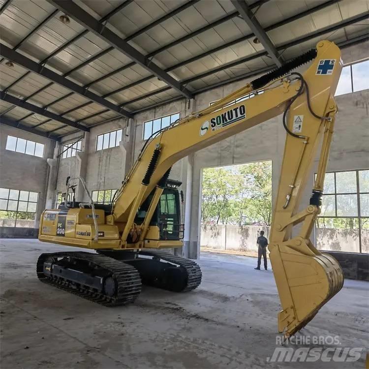Komatsu PC200-8 Εκσκαφείς με ερπύστριες