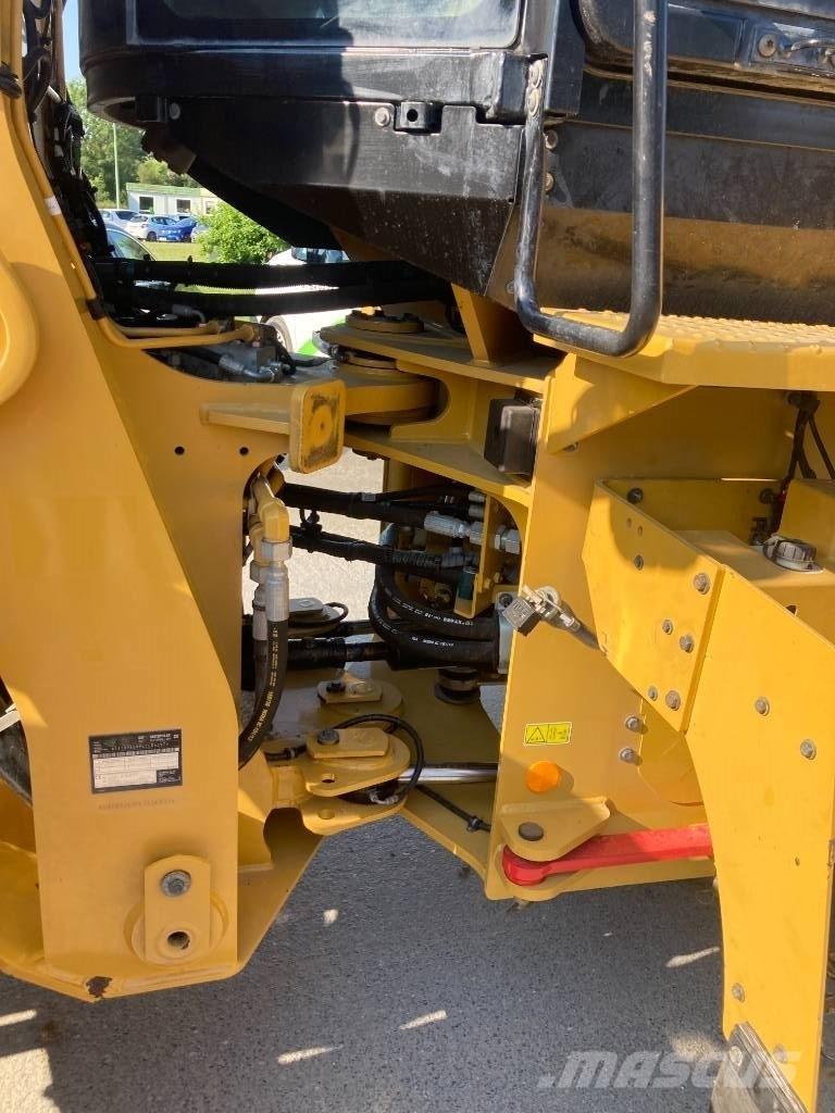 CAT 926M Φορτωτές με λάστιχα (Τροχοφόροι)
