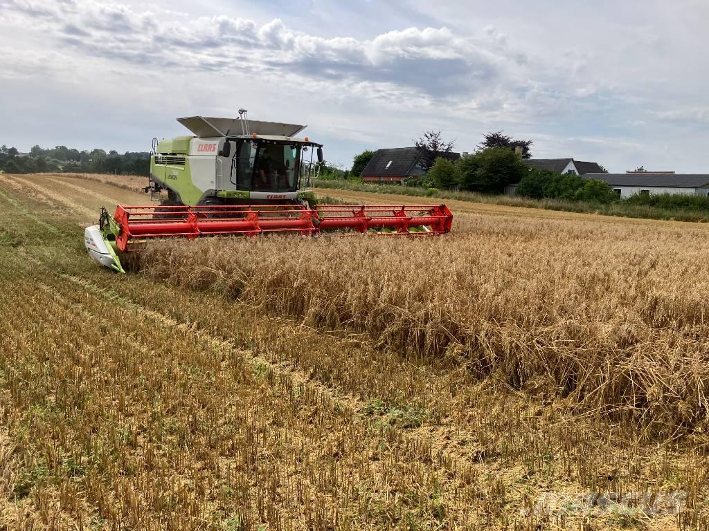 CLAAS Lexion 760 Θεριζοαλωνιστικές μηχανές