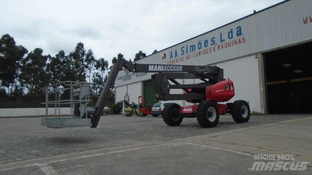 Manitou 200 ATJ Ανυψωτήρες με αρθρωτό βραχίονα