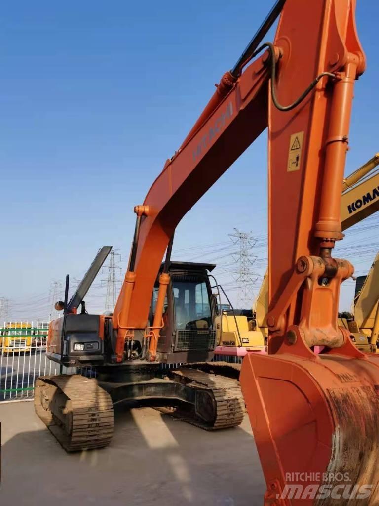 Hitachi ZX 210 Εκσκαφείς με ερπύστριες