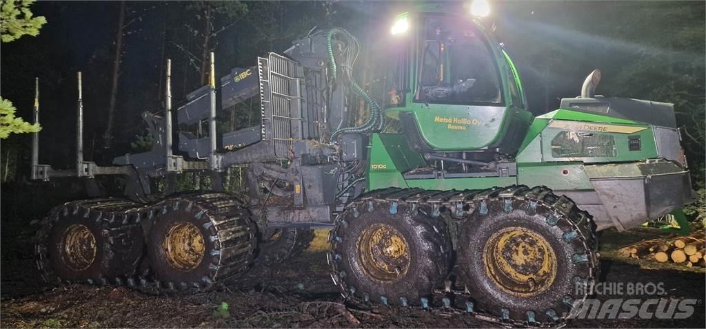 John Deere 1010G Μεταφορείς ξυλείας