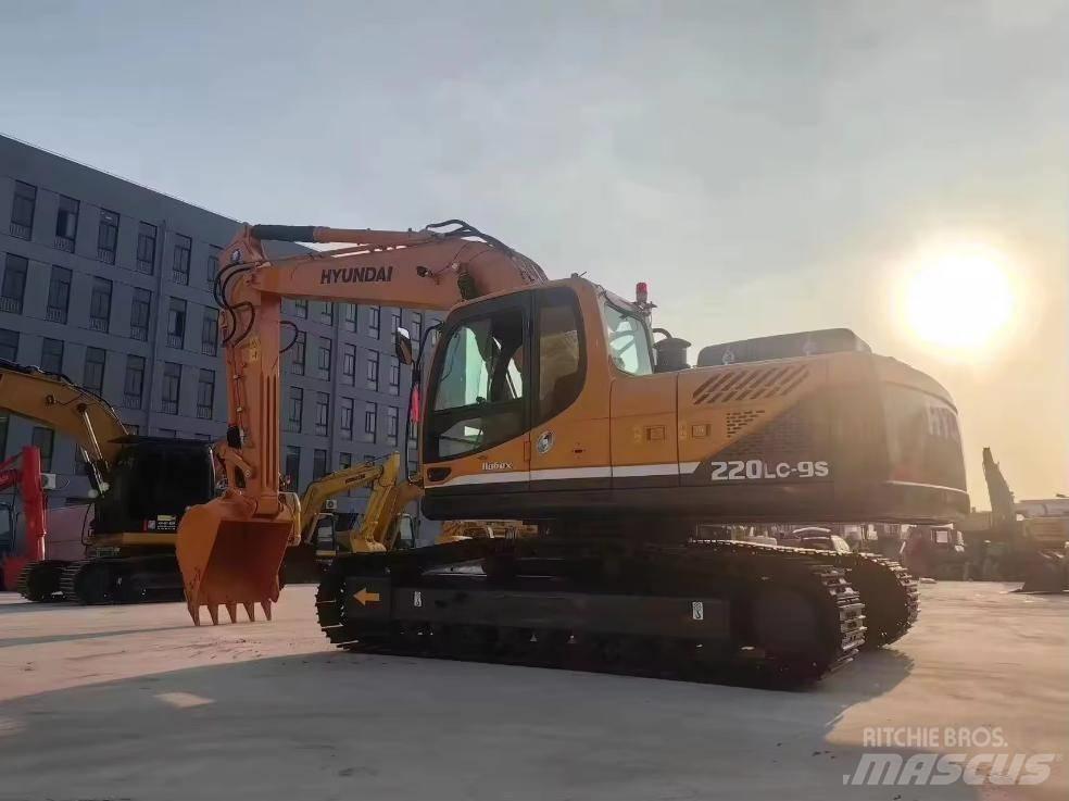 Hyundai HX 220 LC-9S Εκσκαφείς με ερπύστριες