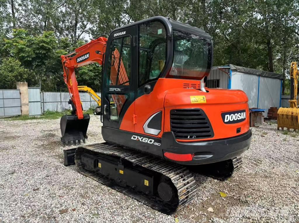 Doosan DX 60-9 C Εκσκαφάκι (διαβολάκι) < 7t